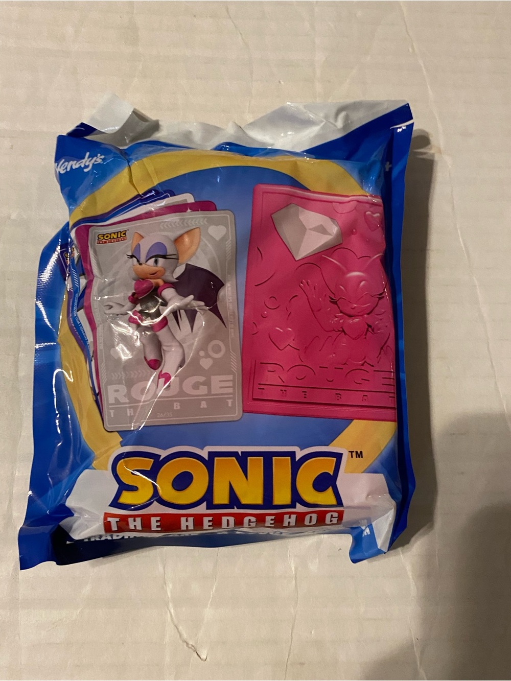 Rouge the Bat Sonic the Hedgehog Wendy’s includes 5 trading cards & case NEW